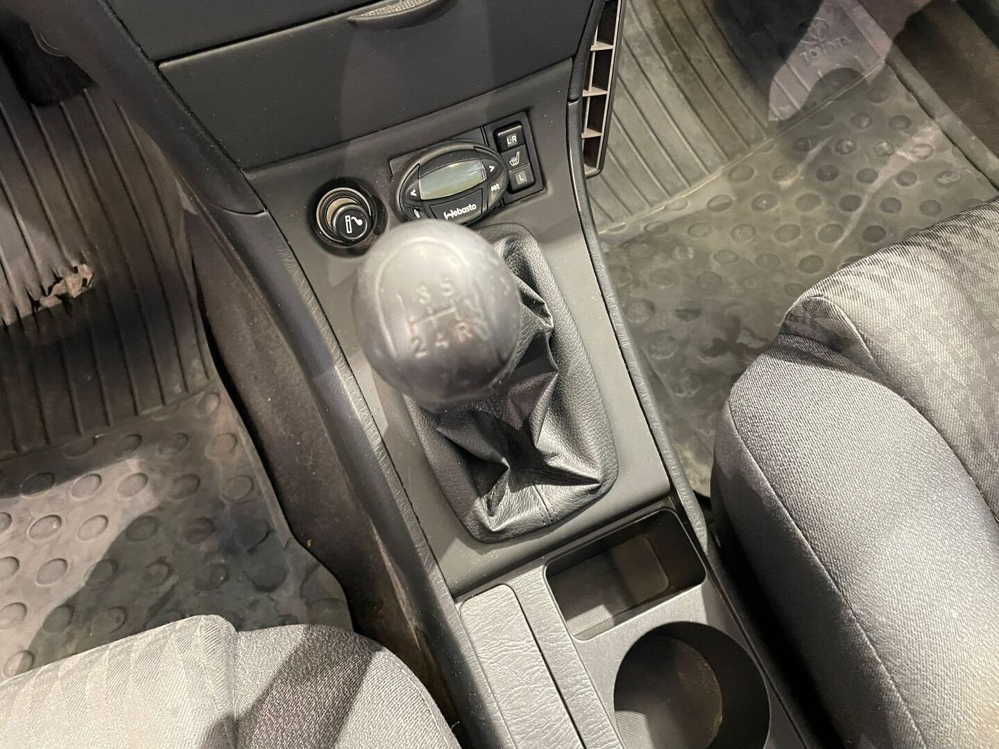 TOYOTA Corolla 2004