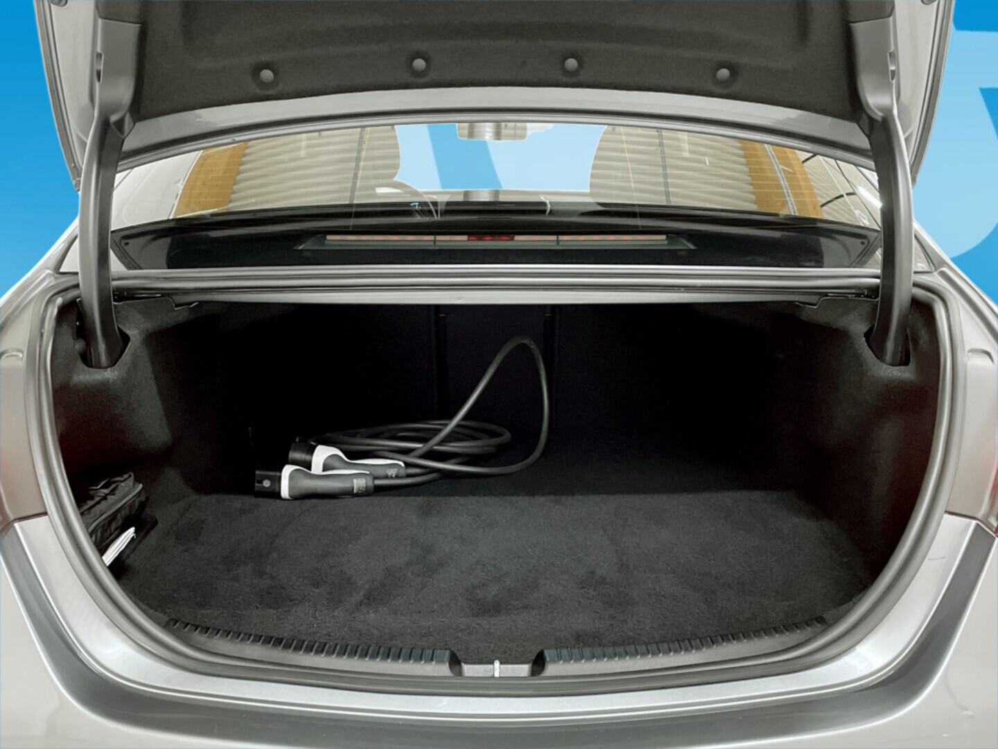 MERCEDES-BENZ C 2022