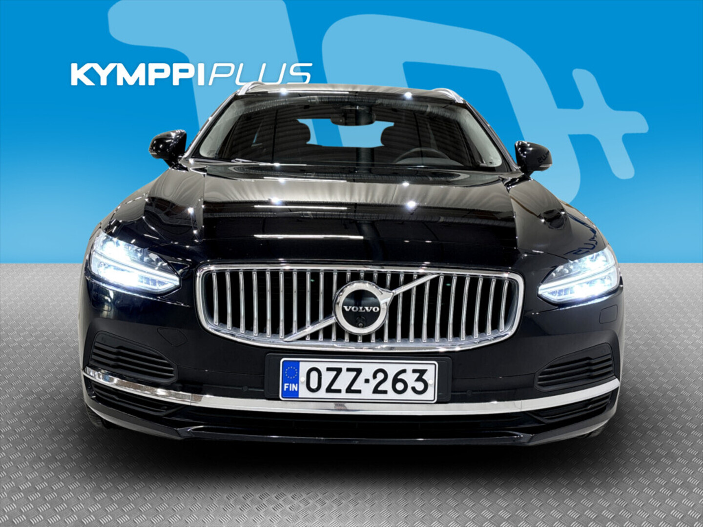 VOLVO V90 2024