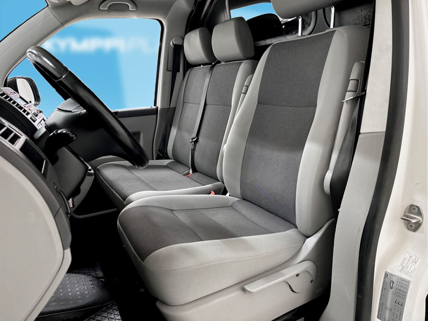 VOLKSWAGEN Transporter 2014