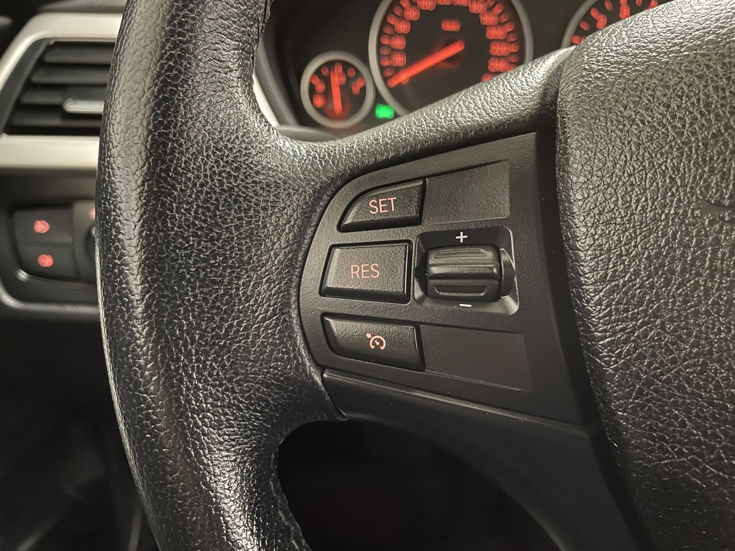 BMW 320 Gran Turismo 2014