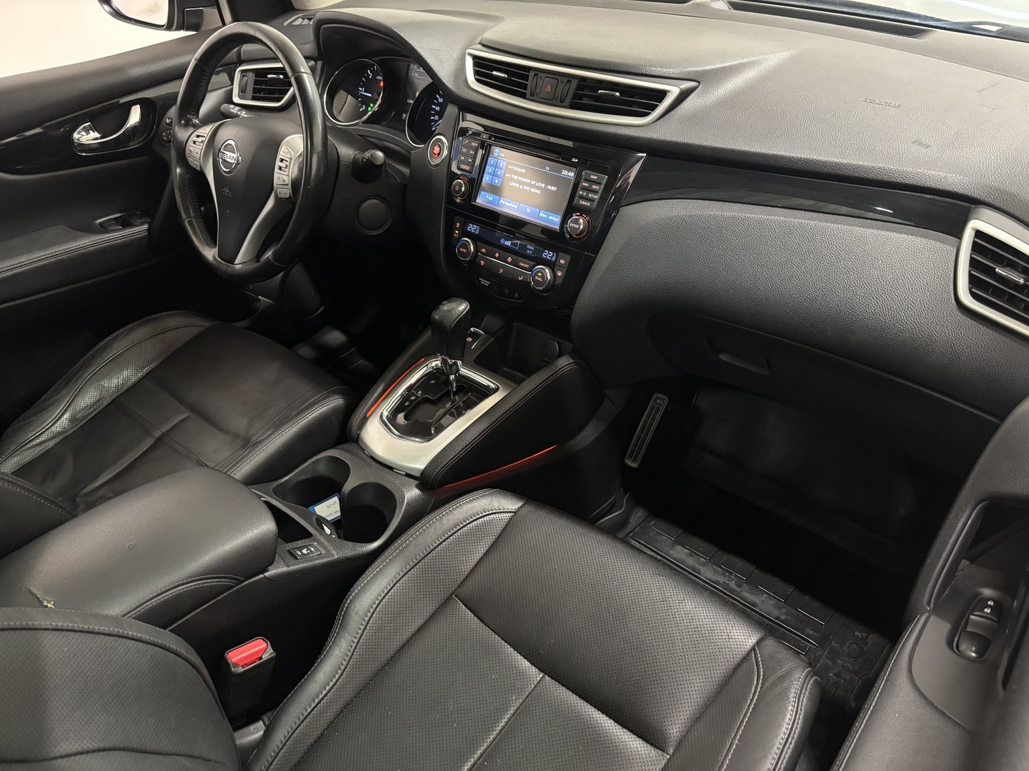 NISSAN Qashqai 2014