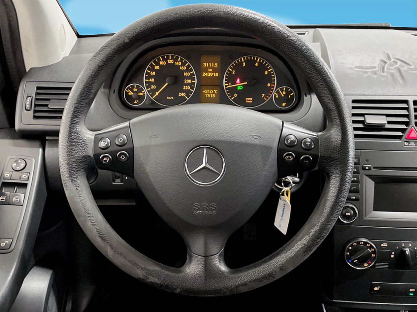 MERCEDES-BENZ A 2009