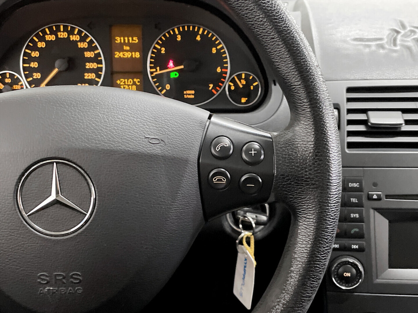 MERCEDES-BENZ A 2009