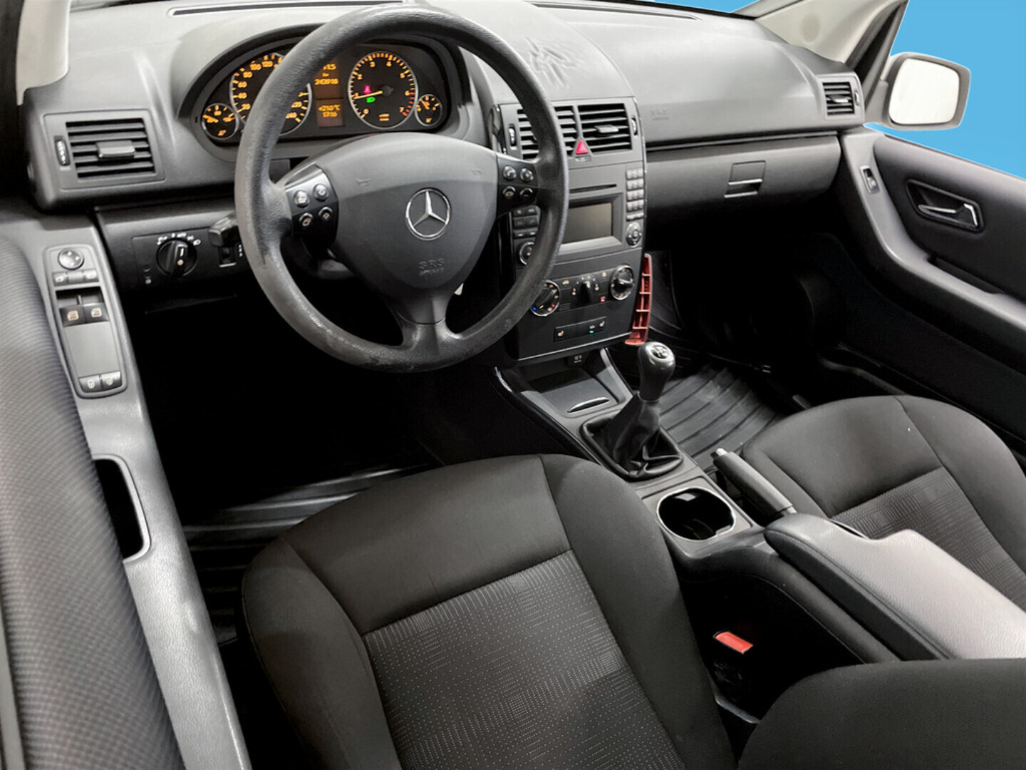 MERCEDES-BENZ A 2009