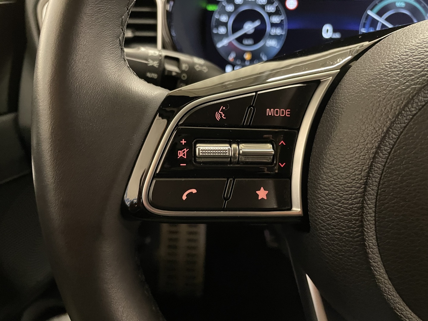 KIA XCeed 2025