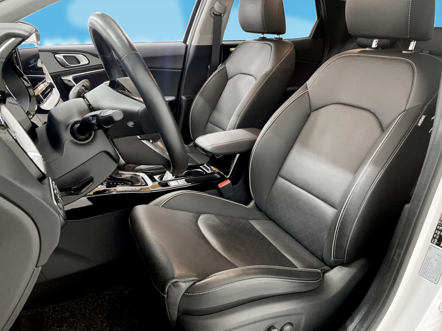 KIA XCeed 2025