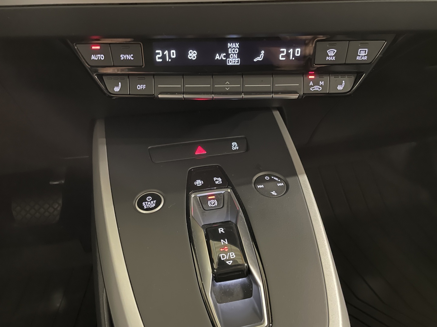 AUDI Q4 e-tron 2023