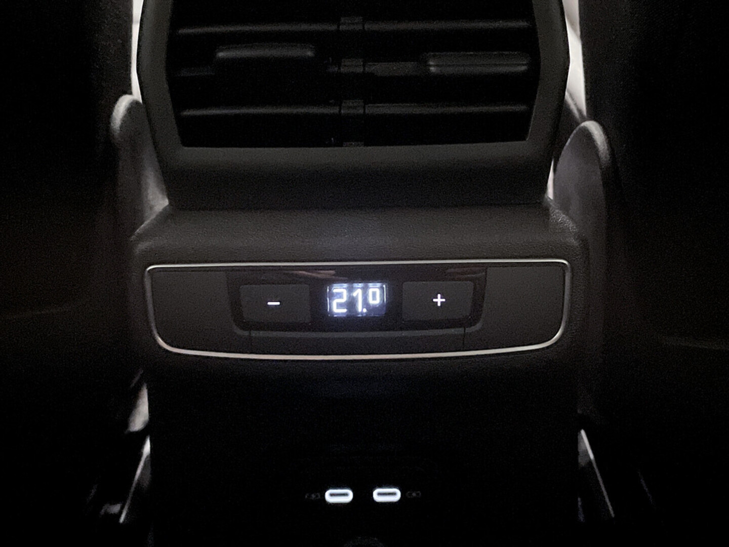 AUDI Q4 e-tron 2023