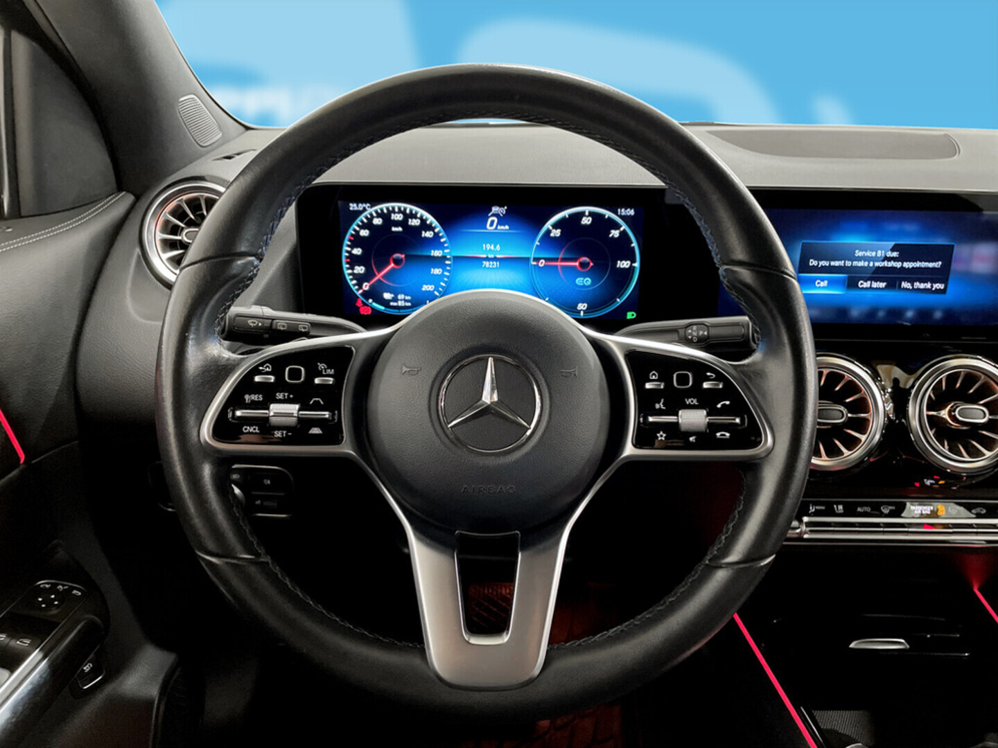 MERCEDES-BENZ EQA 2022