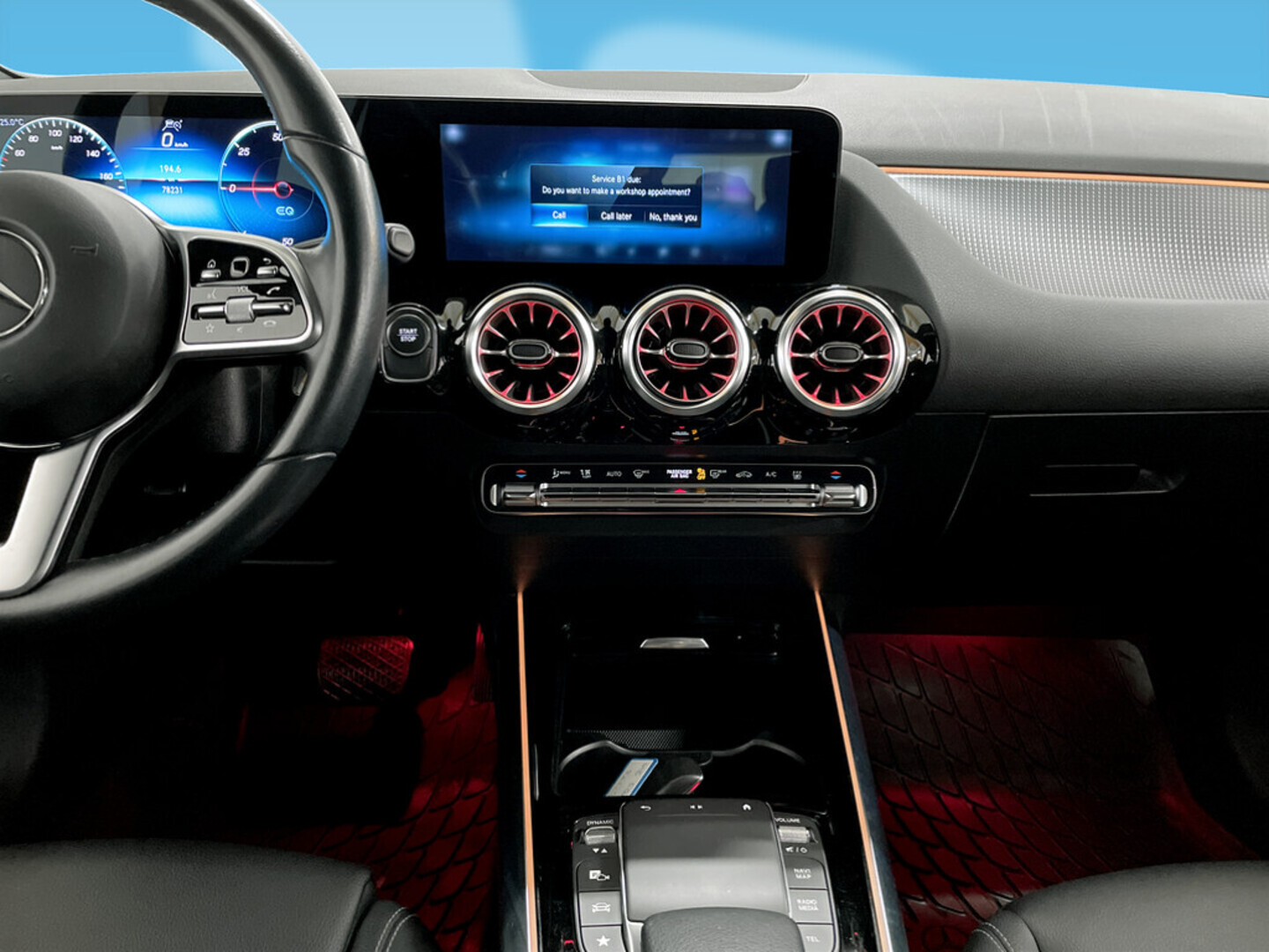 MERCEDES-BENZ EQA 2022