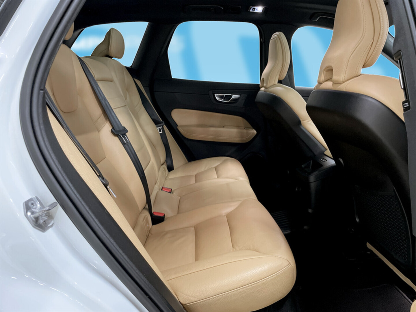 VOLVO XC60 2020