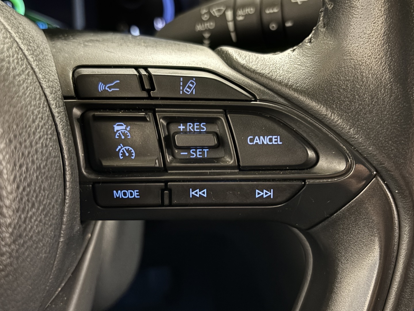 TOYOTA Yaris Cross 2022