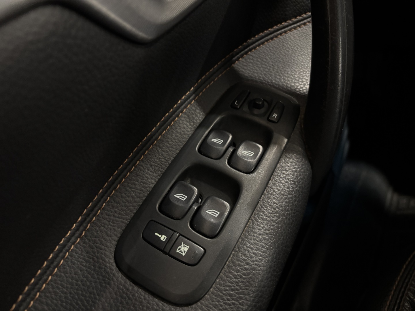 VOLVO S60 2008