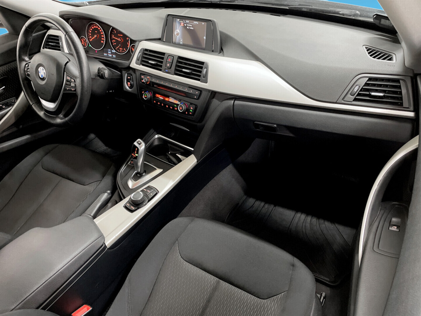 BMW 320 Gran Turismo 2015