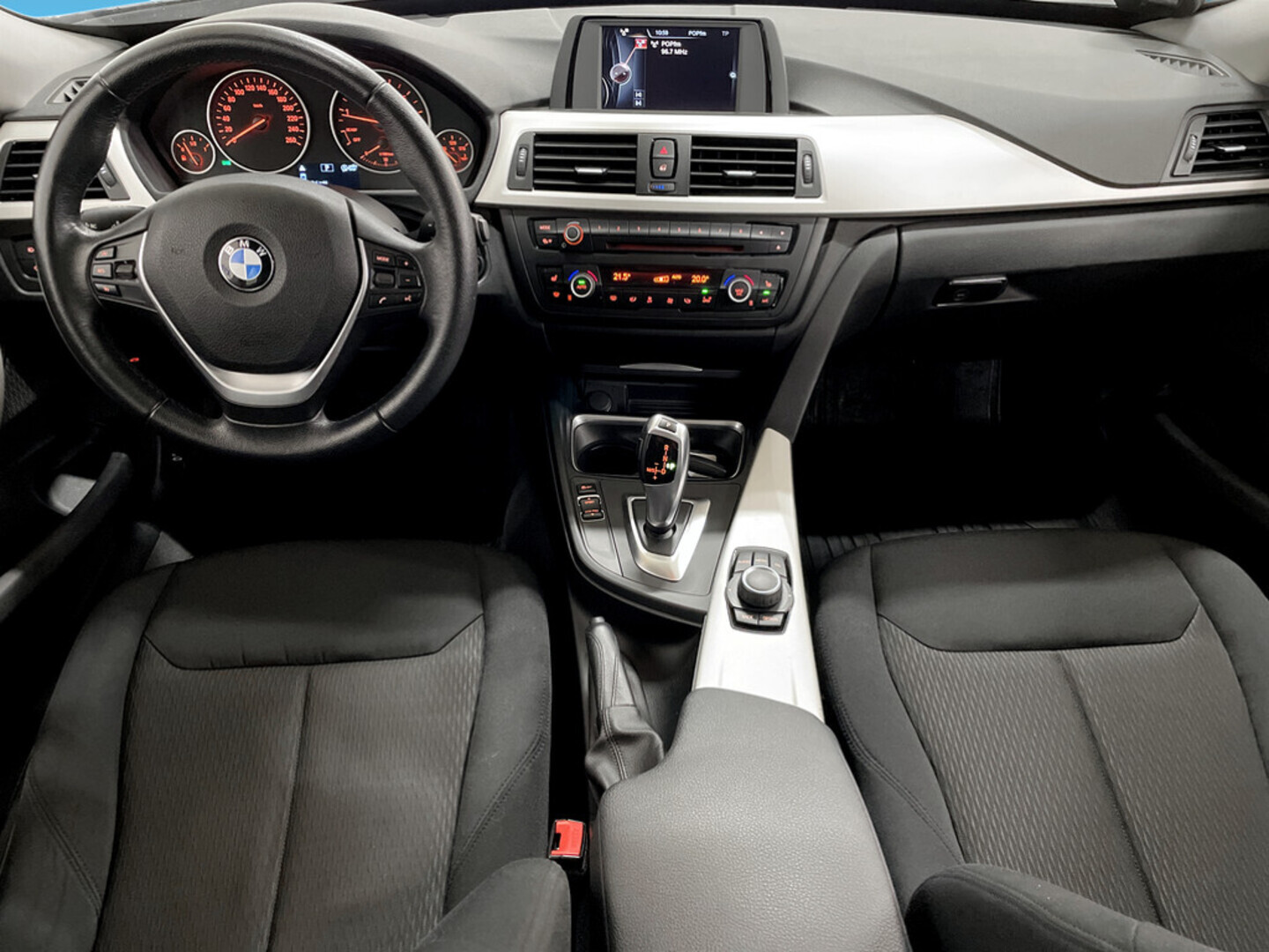 BMW 320 Gran Turismo 2015