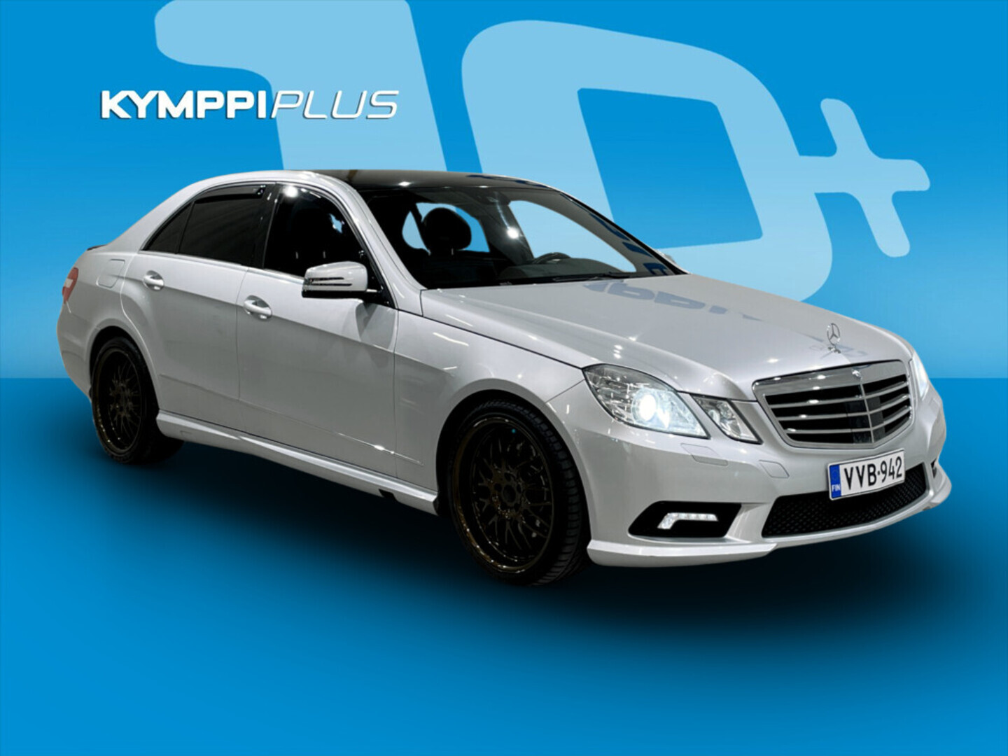 MERCEDES-BENZ E 2010