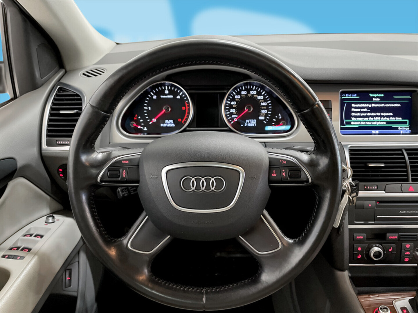 AUDI Q7 2012