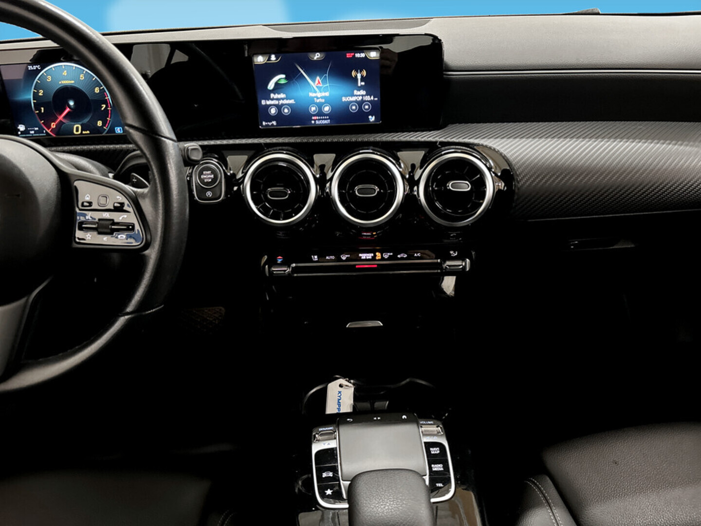 MERCEDES-BENZ A 2018