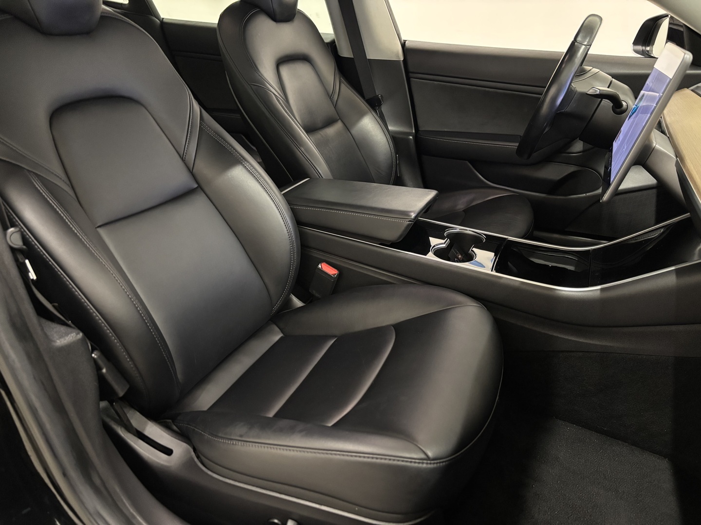 TESLA Model 3 2019