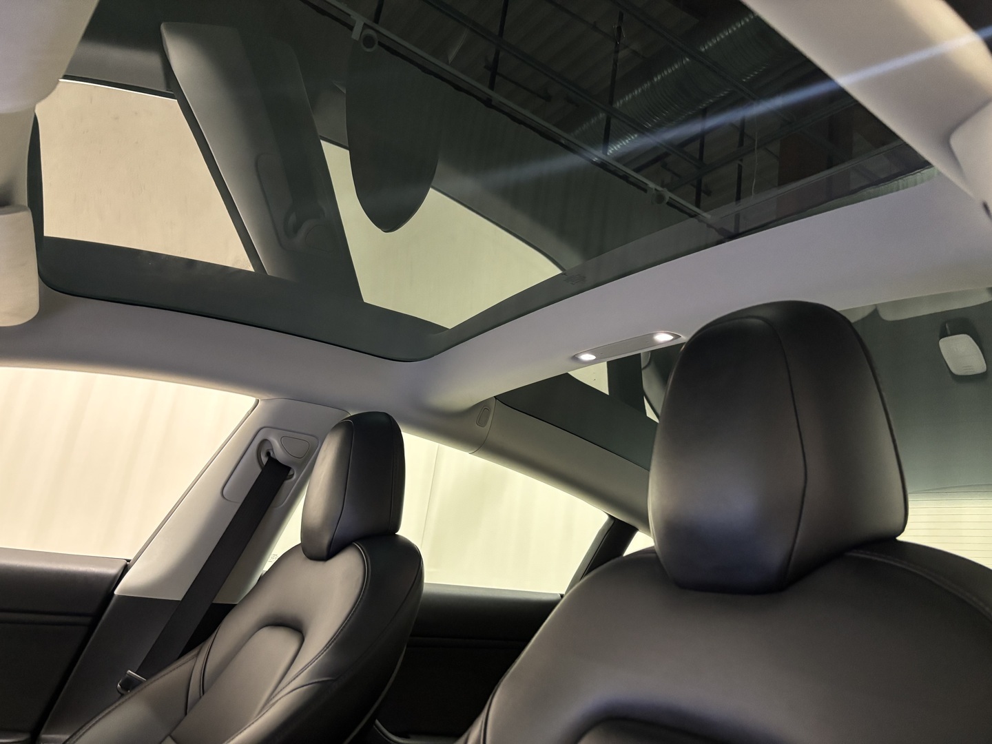 TESLA Model 3 2019