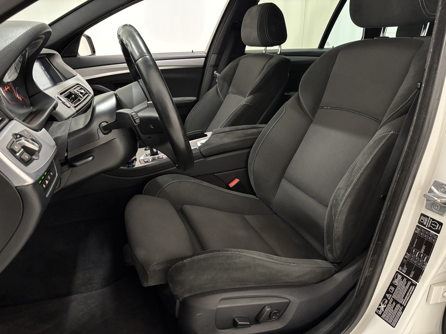 BMW 525 2014