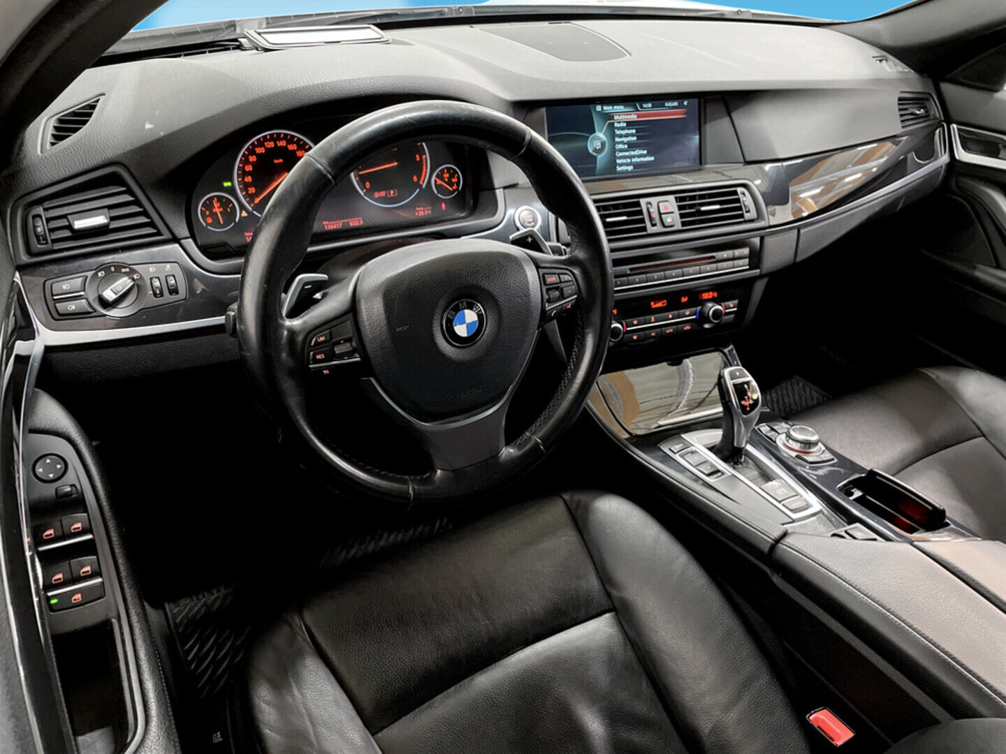 BMW 530 2013