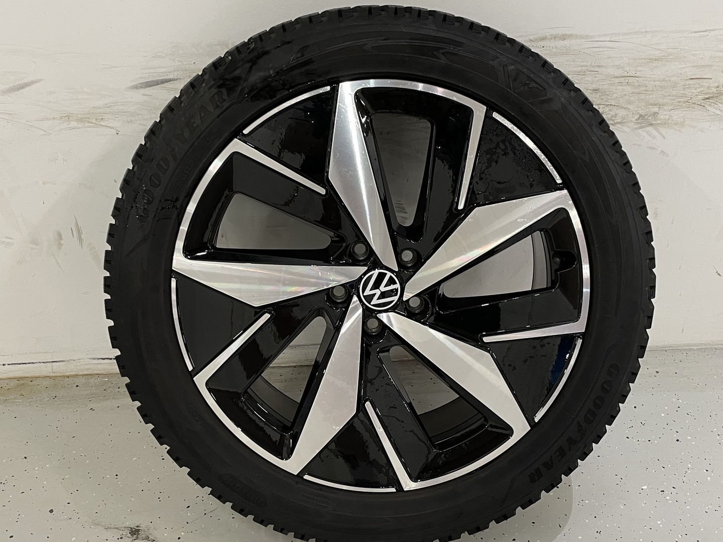 VOLKSWAGEN ID.5 2023