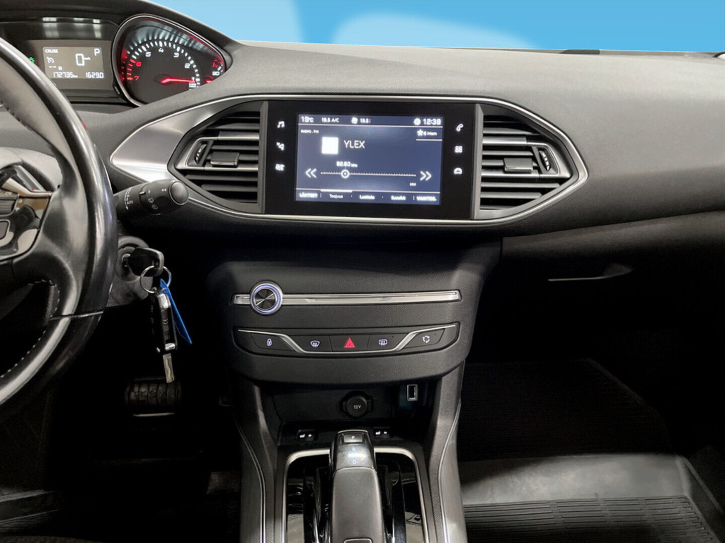 PEUGEOT 308 2018