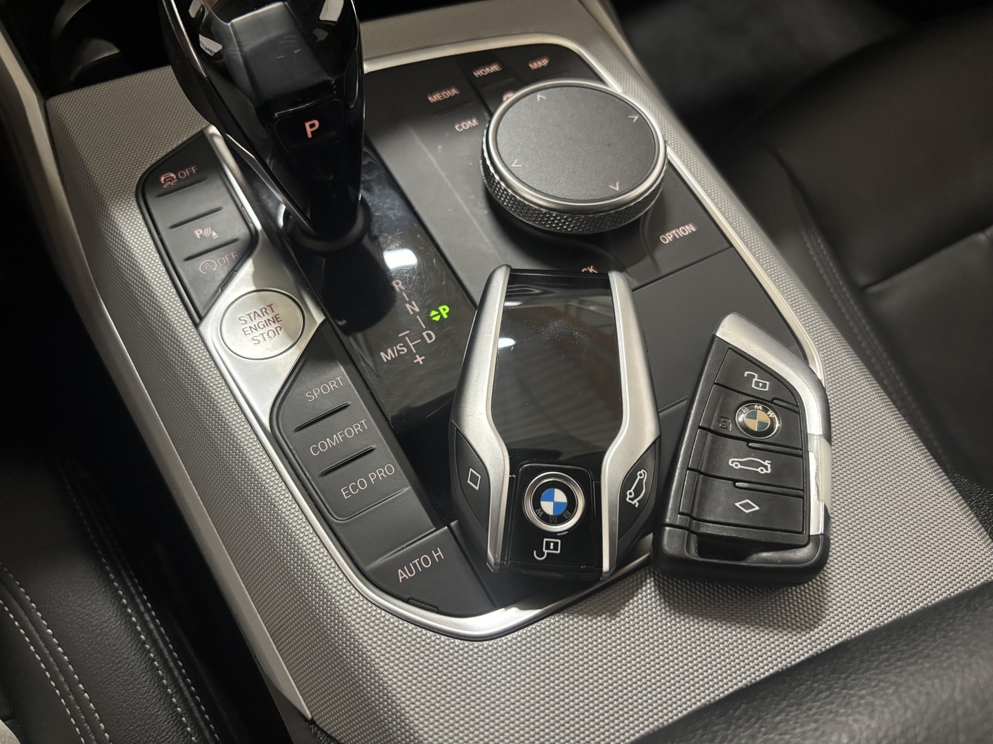 BMW 320 2019