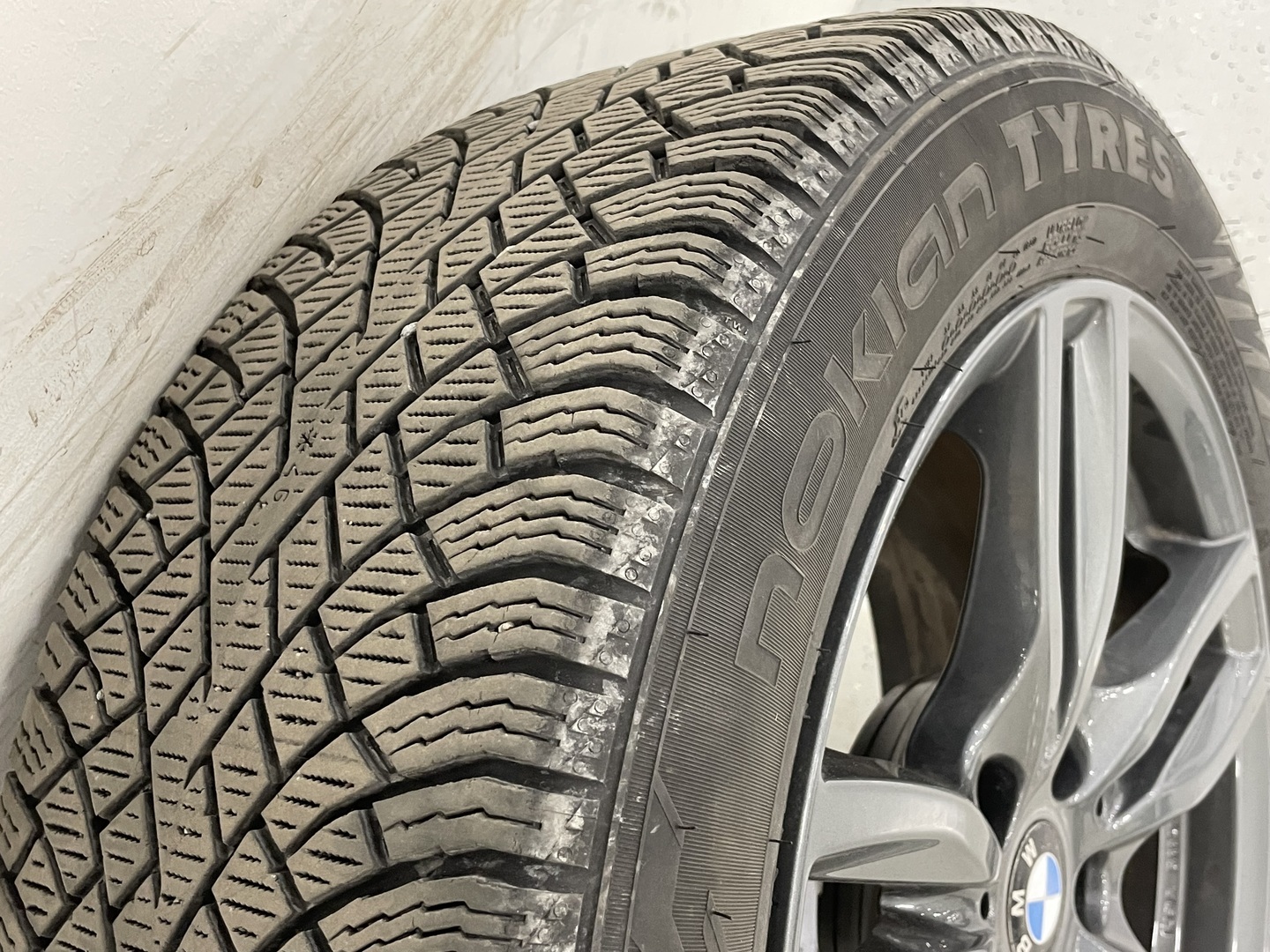 BMW i4 2023