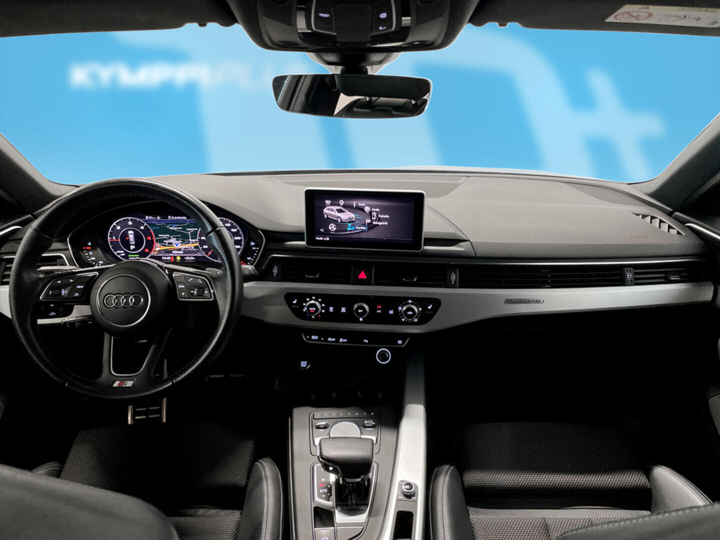 AUDI A4 2018