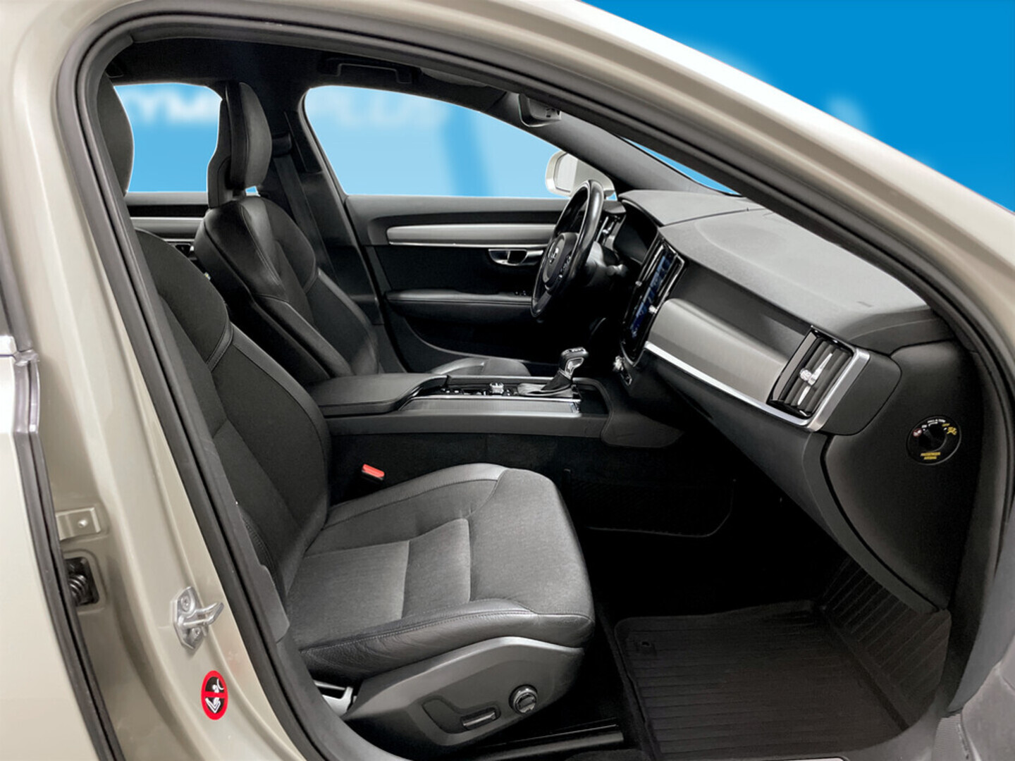 VOLVO S90 2017
