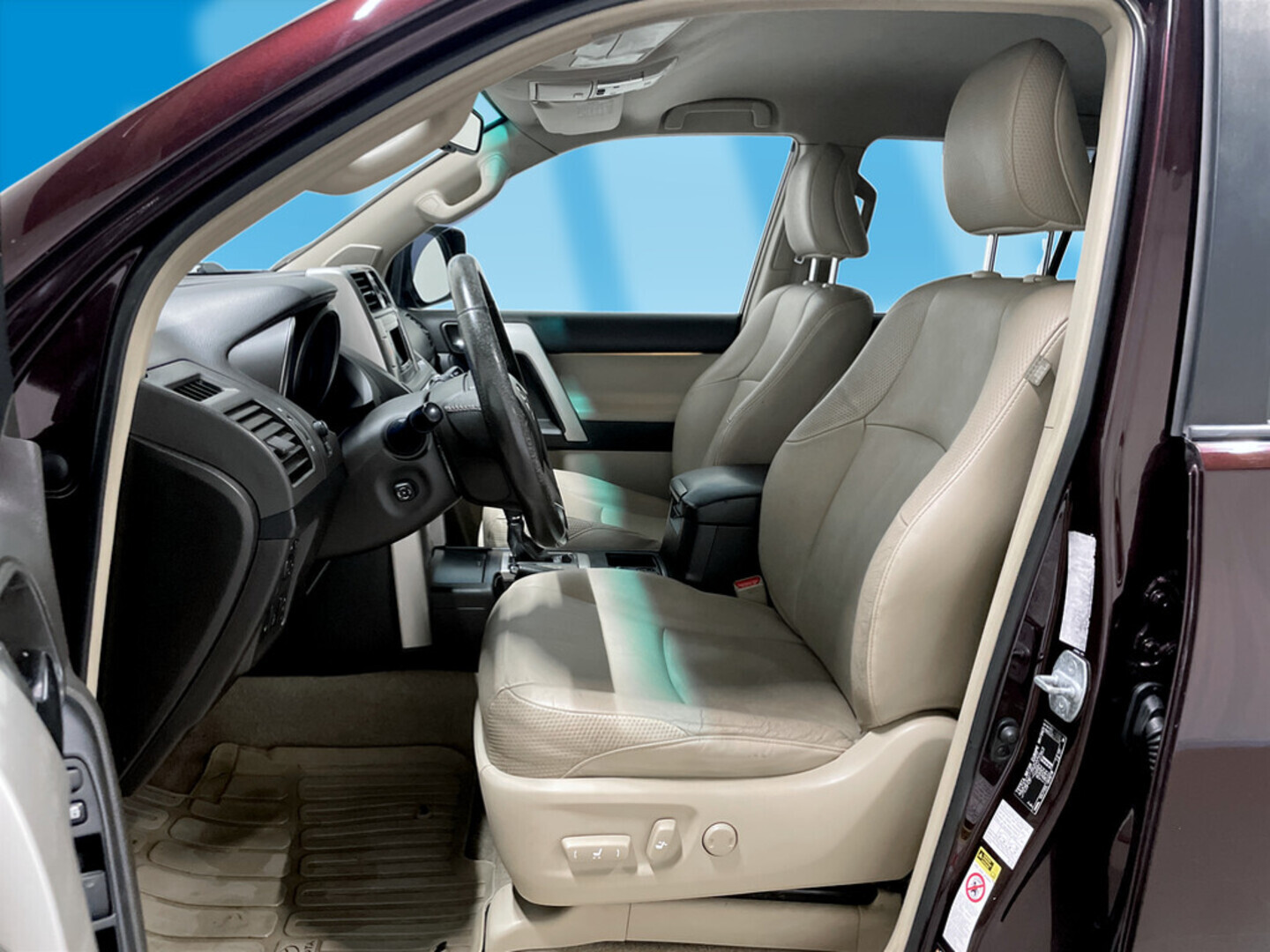 TOYOTA Land Cruiser 2010