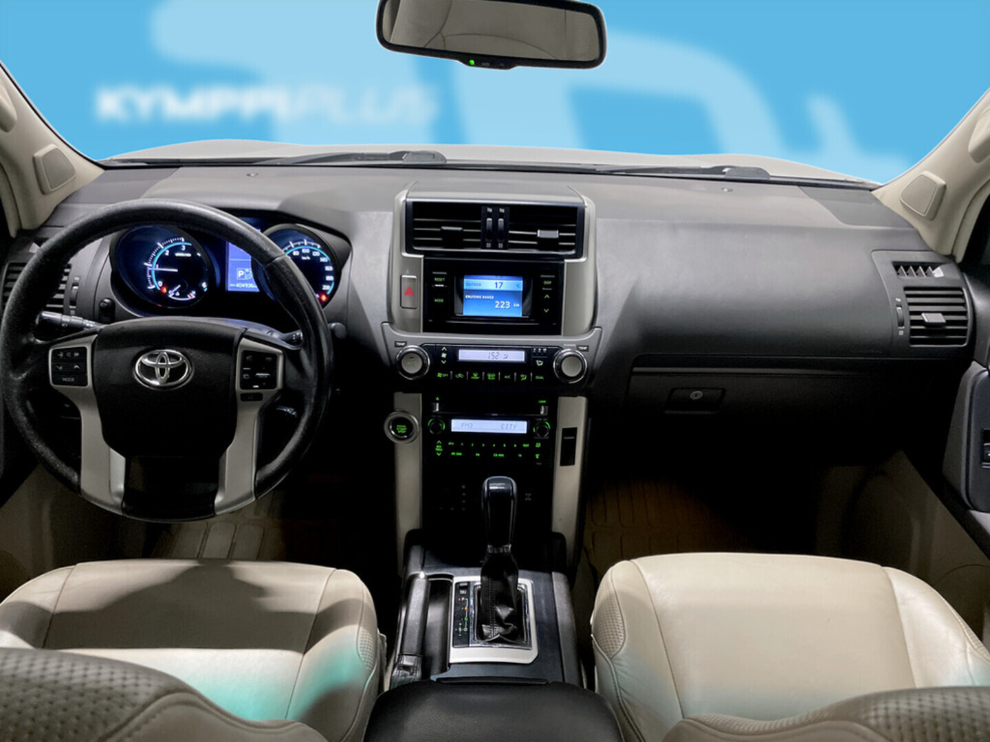 TOYOTA Land Cruiser 2010