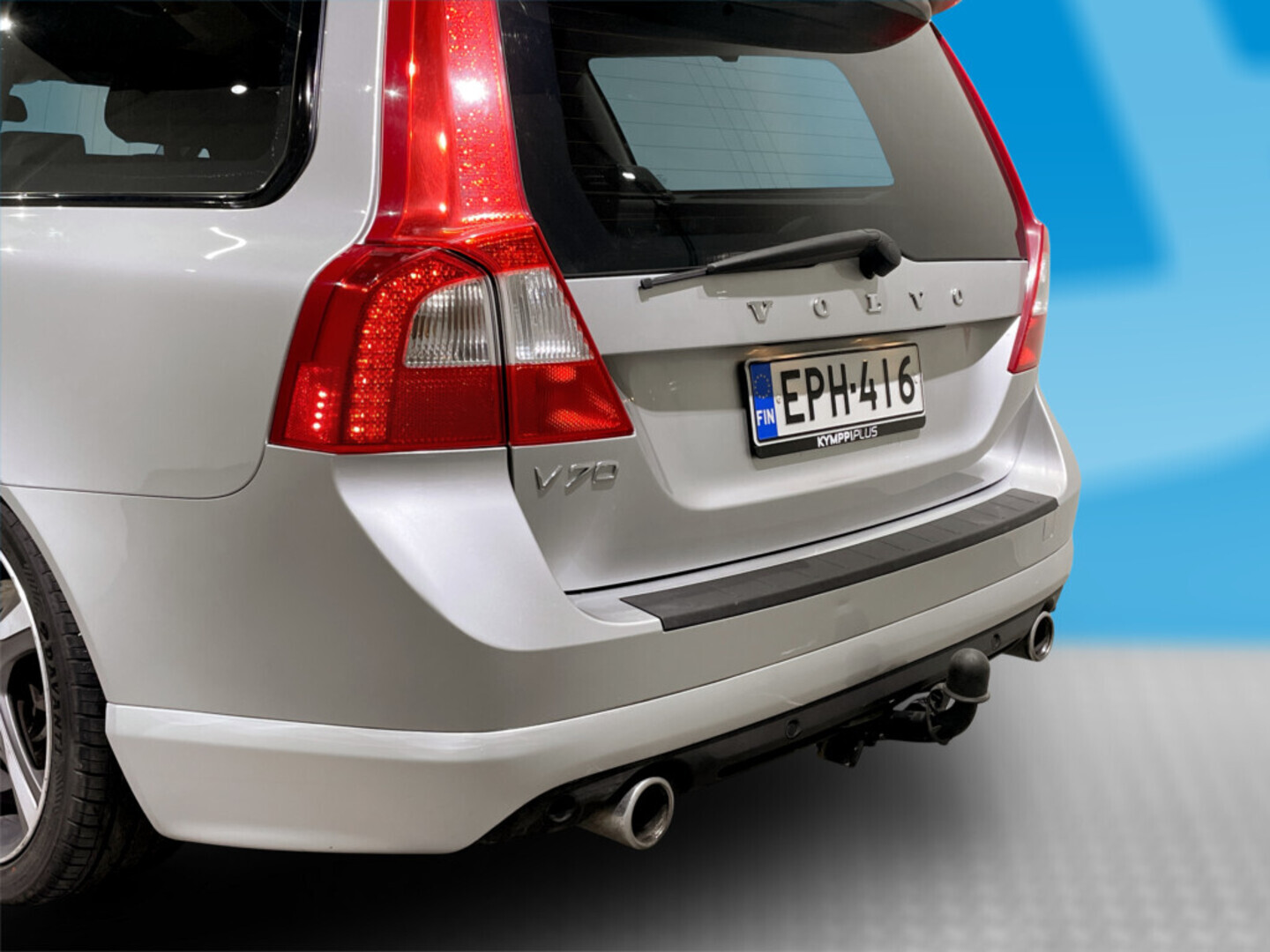 VOLVO V70 2013