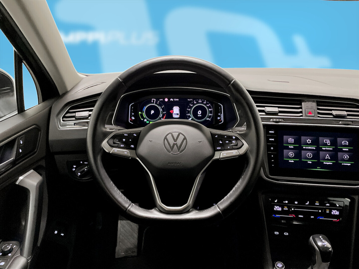 VOLKSWAGEN Tiguan 2021