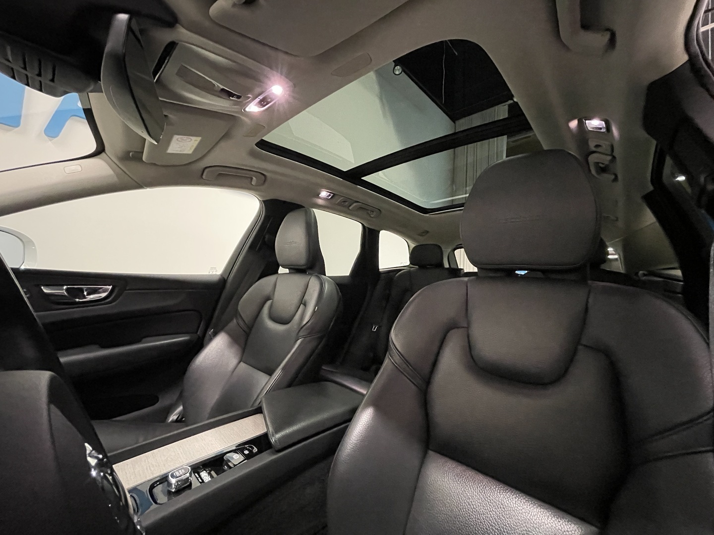 VOLVO XC60 2019