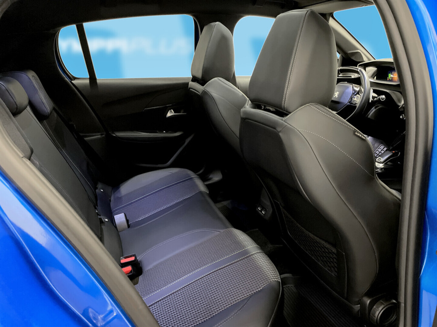 PEUGEOT 208 2020