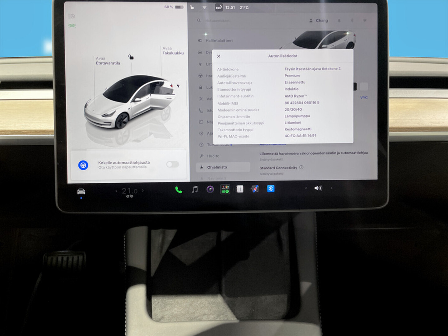 TESLA Model 3 2022