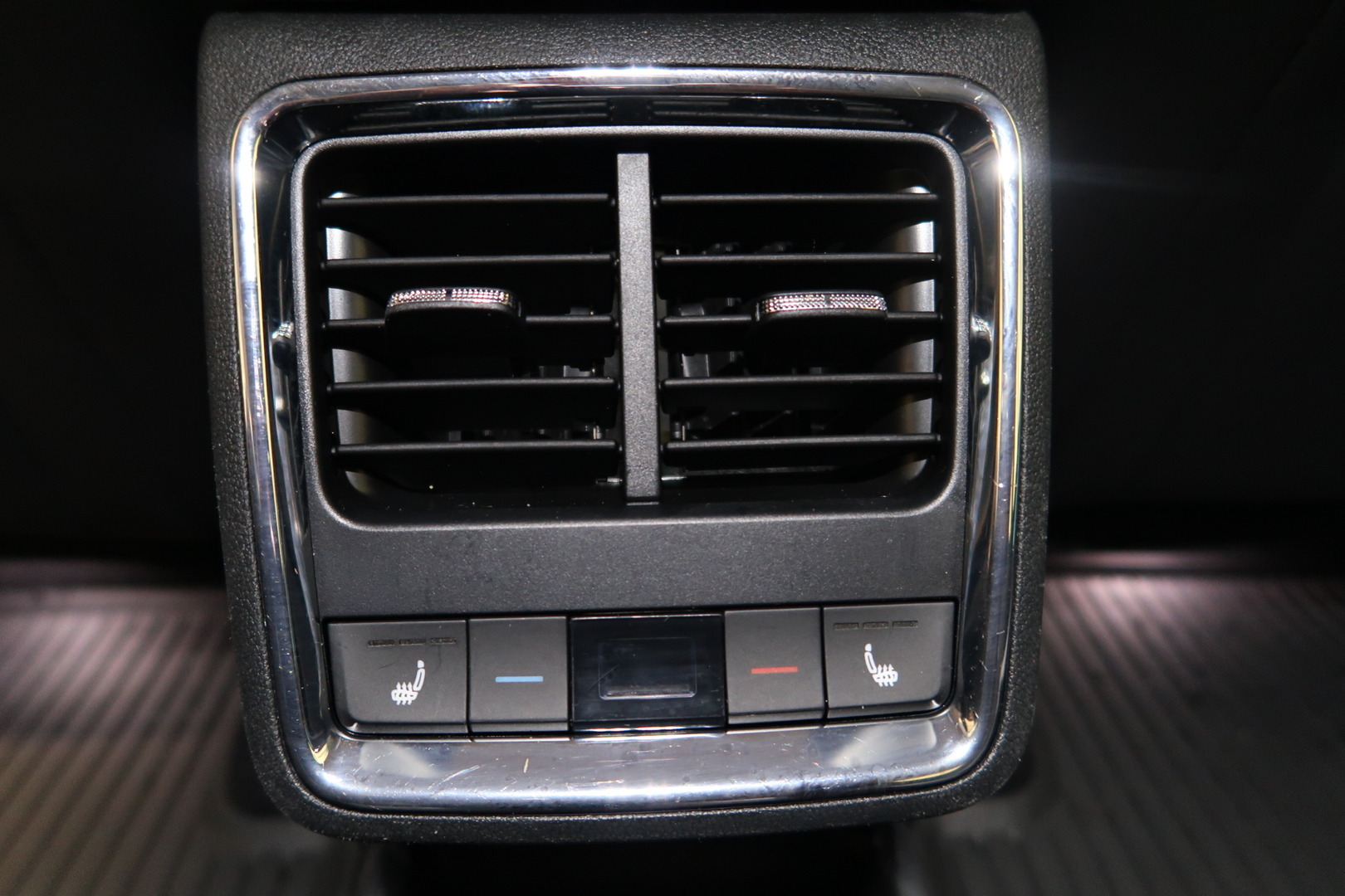 SKODA Enyaq 2022