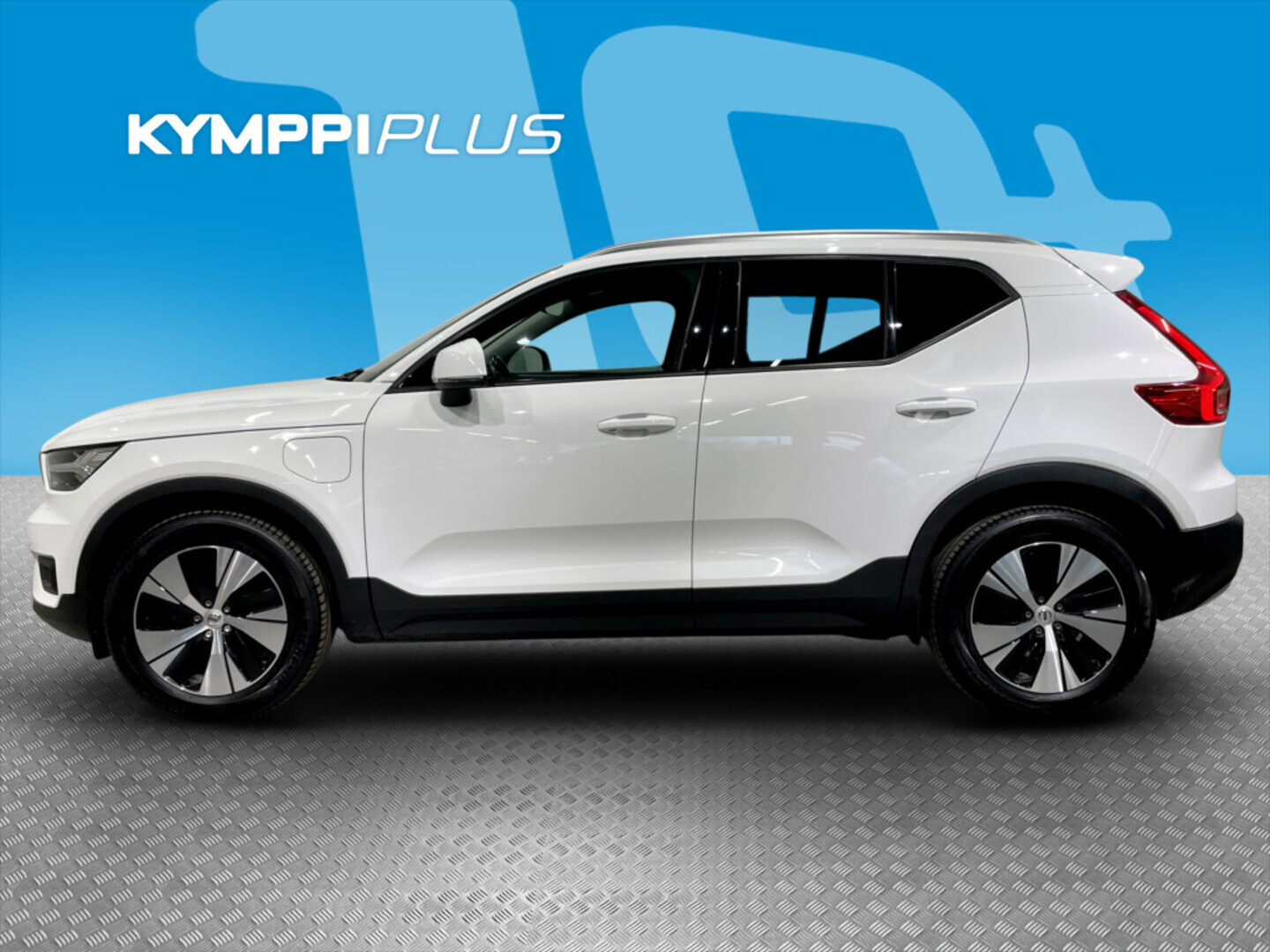 VOLVO XC40 2020