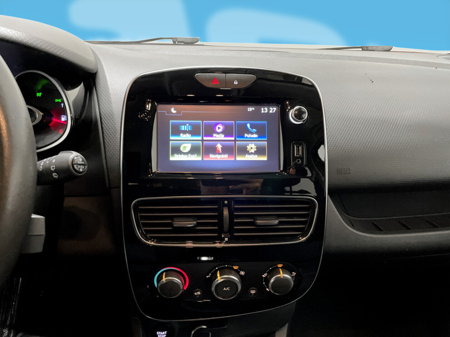 RENAULT Clio 2016