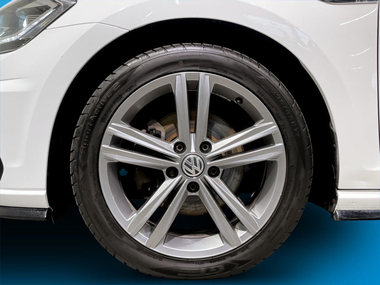 VOLKSWAGEN Golf 2018