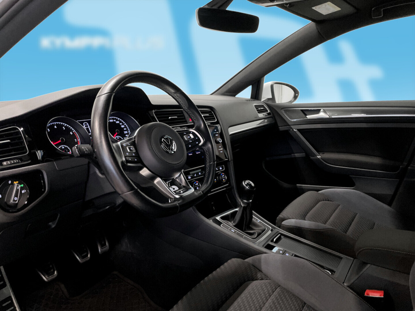 VOLKSWAGEN Golf 2018