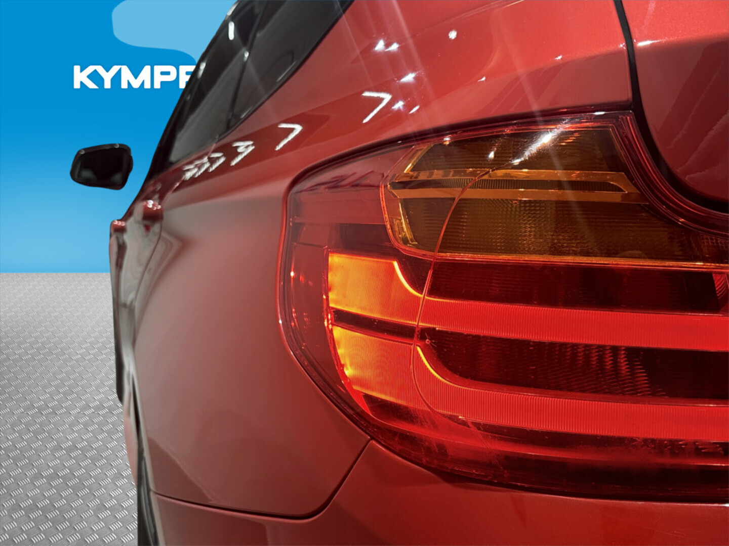 BMW 320 Gran Turismo 2016