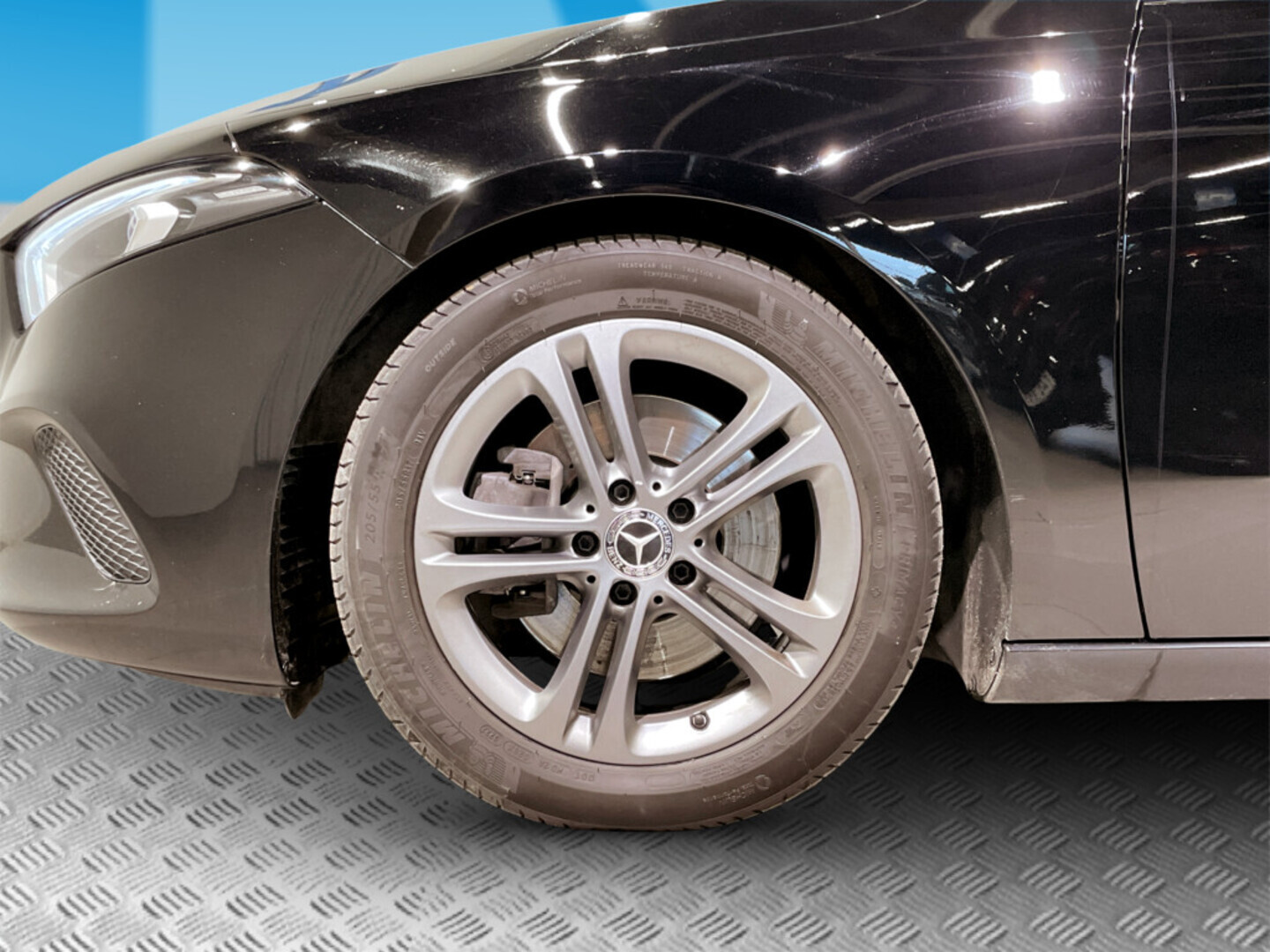 MERCEDES-BENZ A 2019