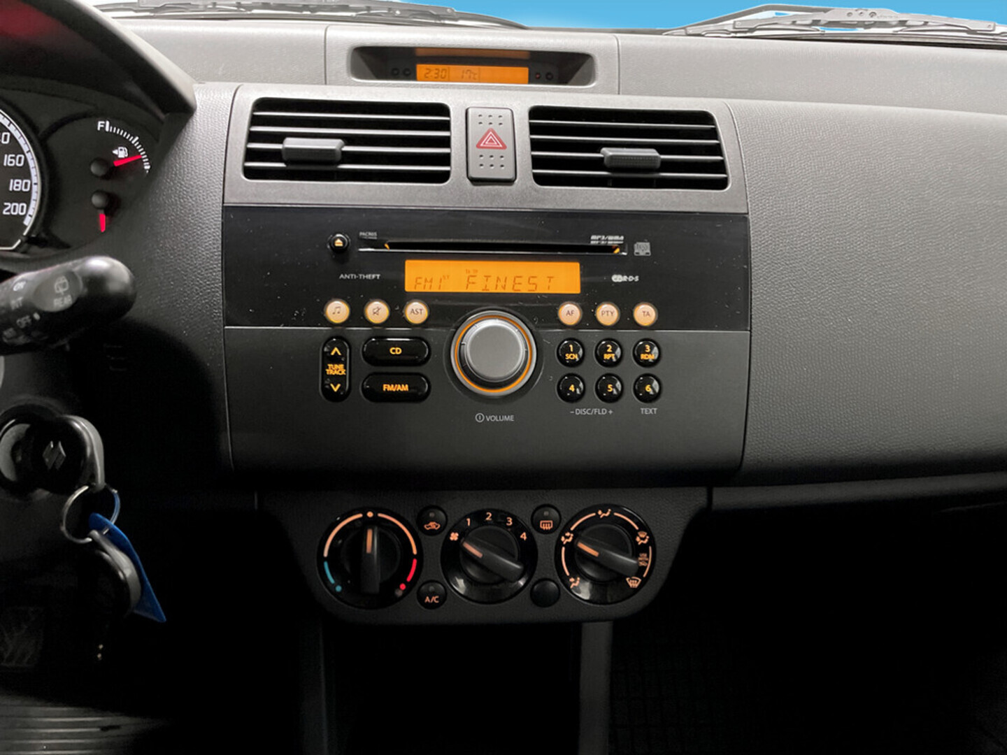 SUZUKI Swift 2008
