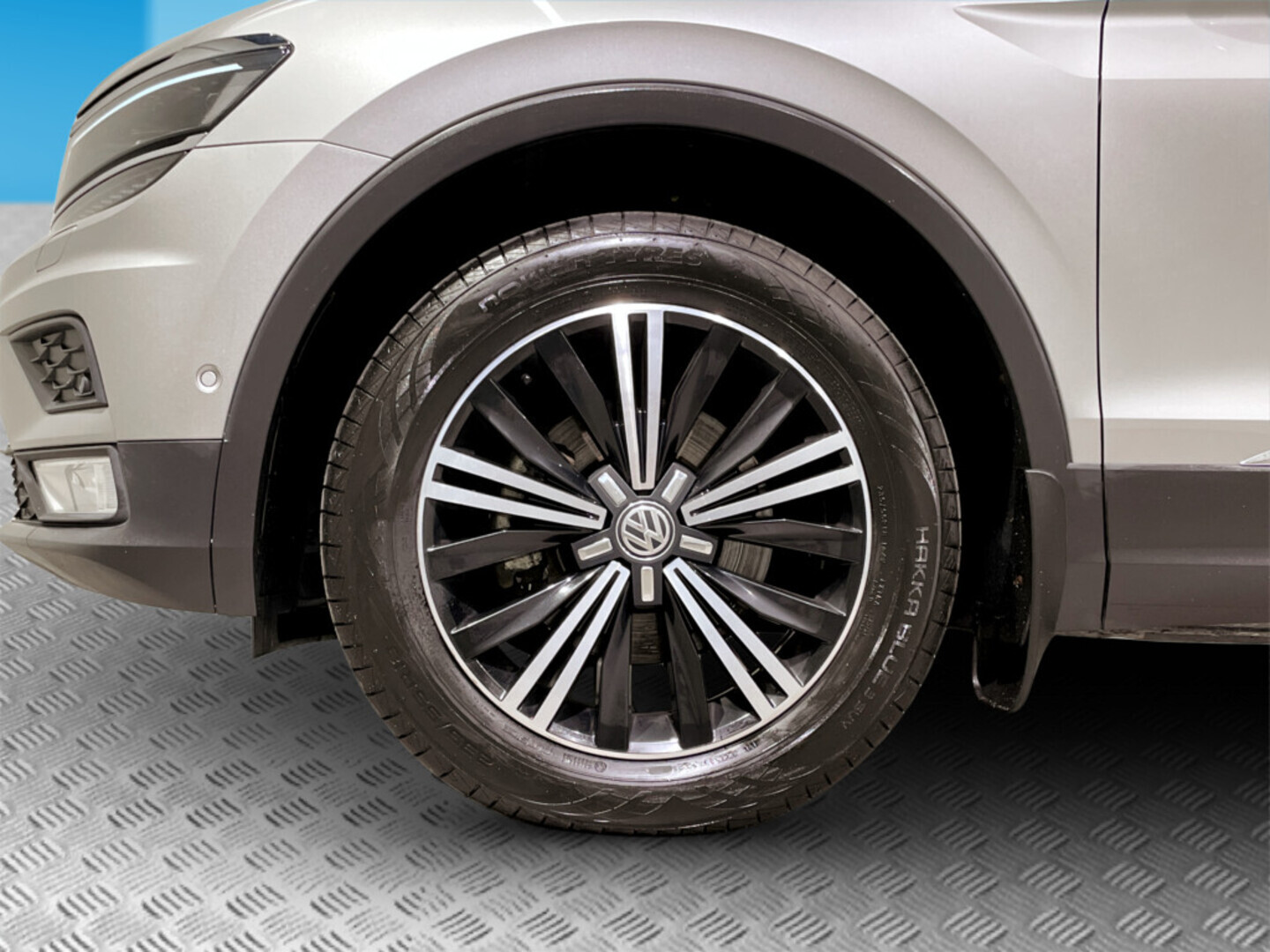 VOLKSWAGEN Tiguan 2016