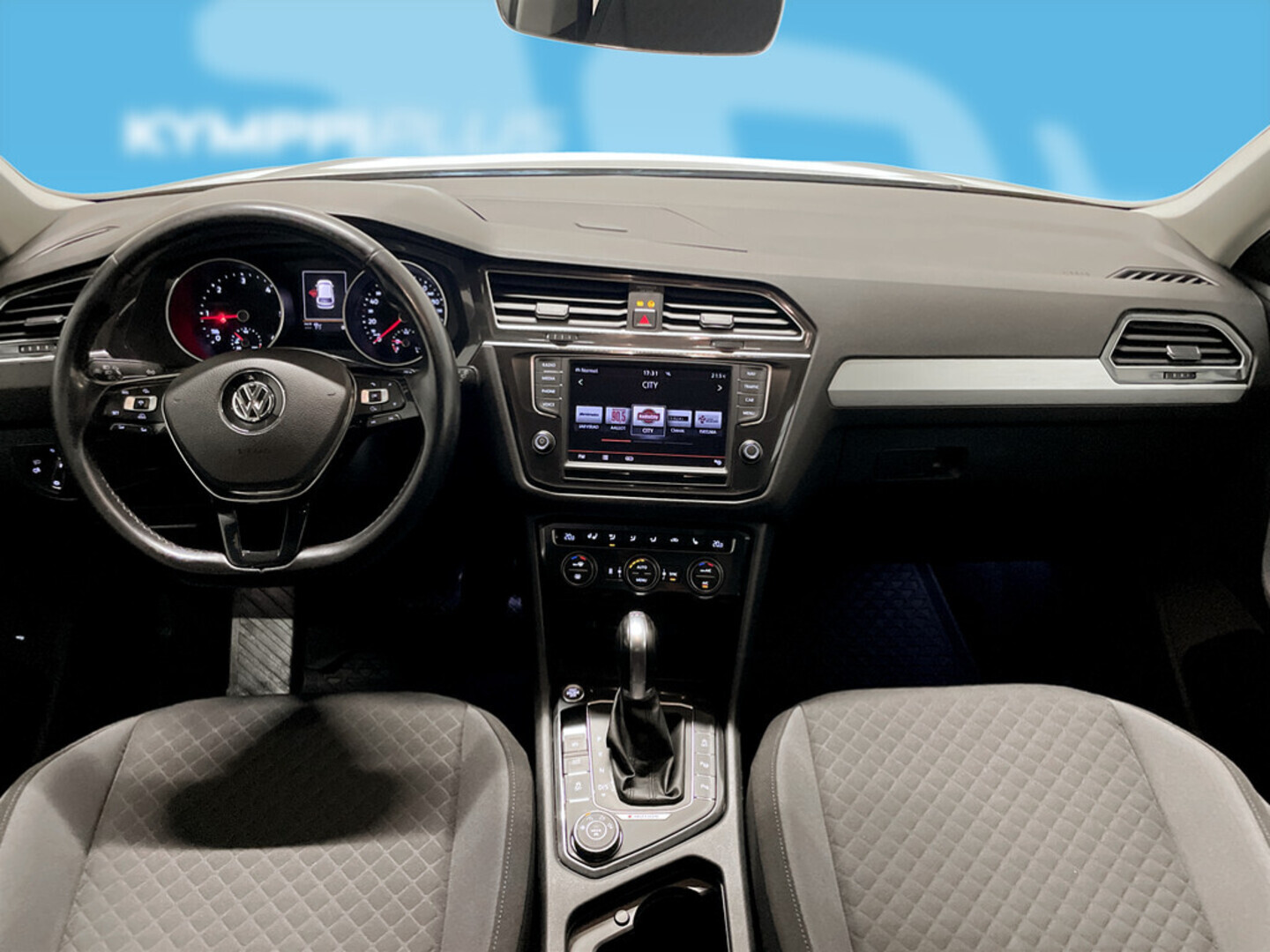 VOLKSWAGEN Tiguan 2016